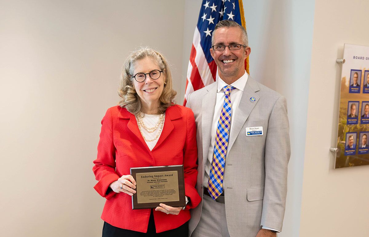 Dr. Wintersteen accepting an award